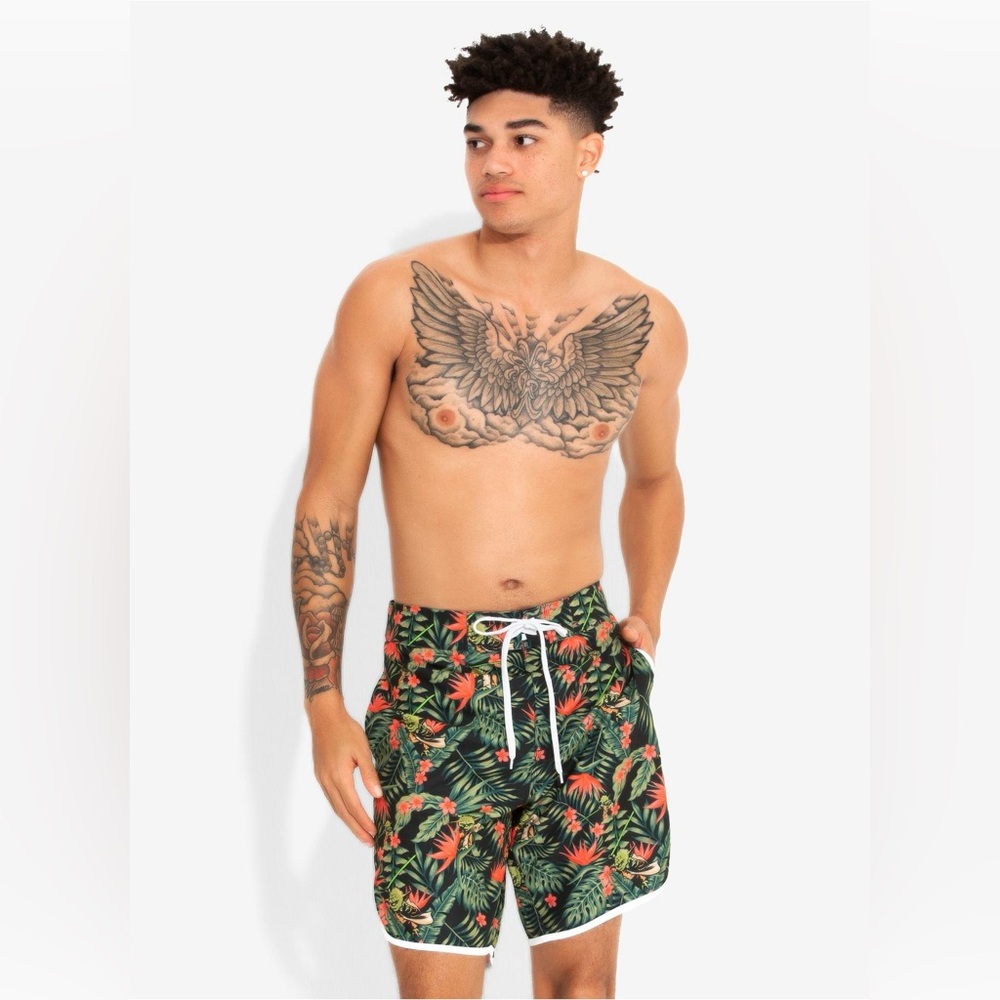 Star Wars Yoda Tropical Print Swim Trunks / Board Shorts |Size Medium